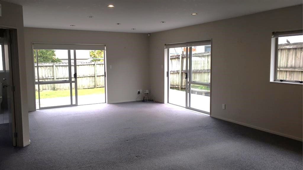554A East Coast Road, Windsor Park, Auckland - Carousel 2