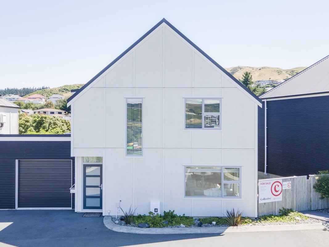 109 Westchester Drive, Churton Park, Wellington - Carousel 2