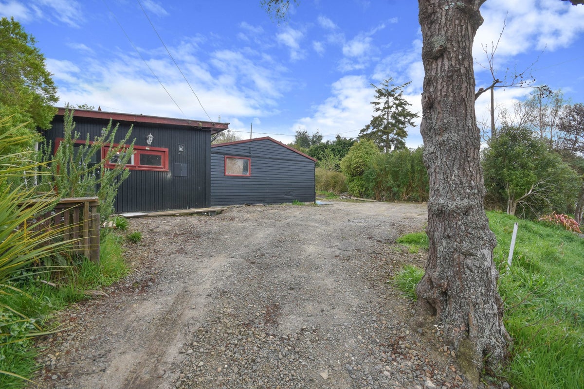 21 Park Road, Warrington, Waikouaiti - Carousel 1