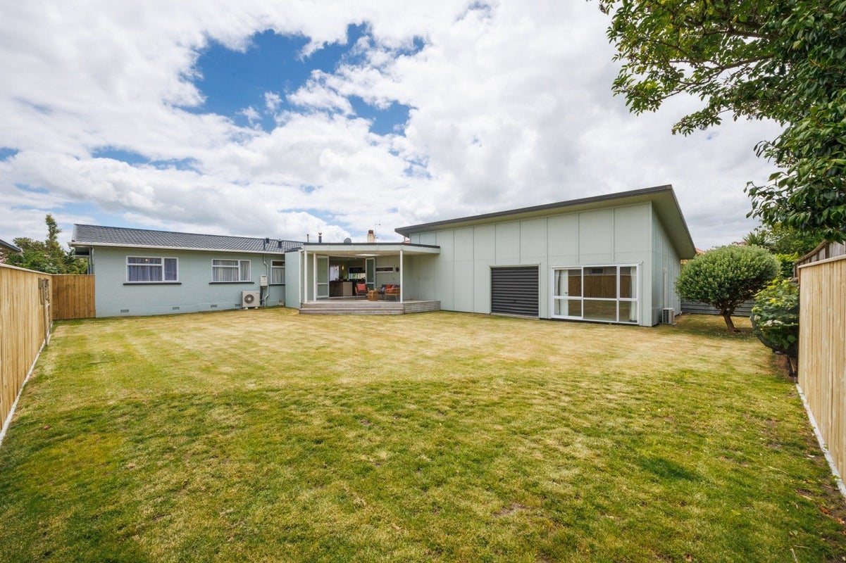 18 St Johns Avenue, Palmerston North - Carousel 36