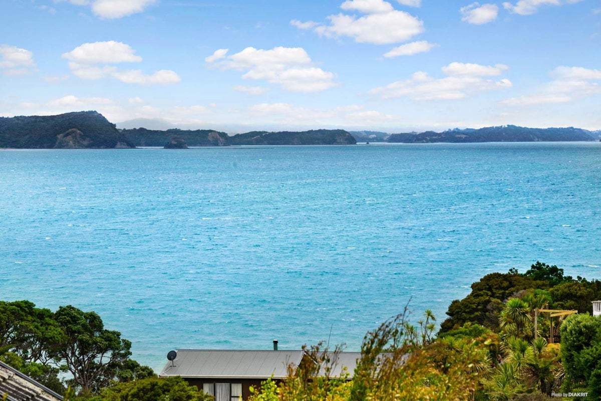 38 Duncansby Road, Stanmore Bay, Whangaparaoa - Carousel 2