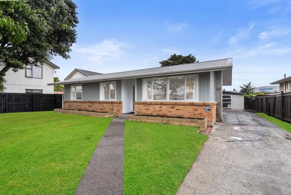 17 Harania Avenue, Favona, Auckland - Carousel 12