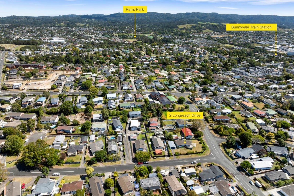 2 Longreach Drive, Sunnyvale, Waitakere City, Auckland - Carousel 17