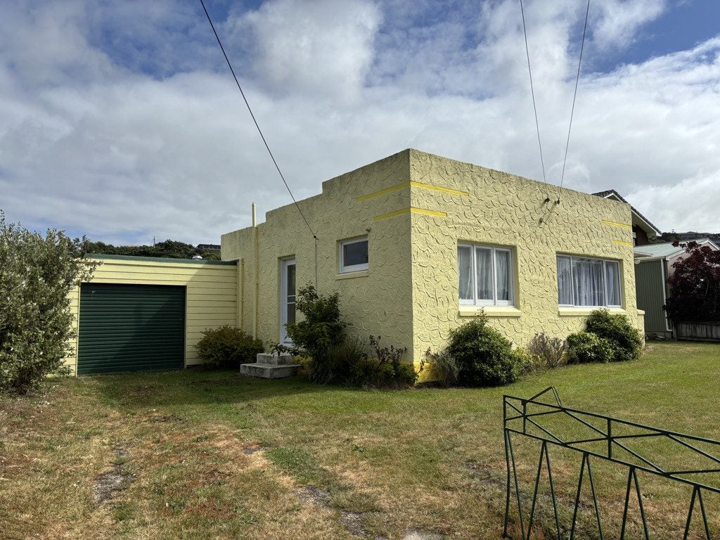 1016 Brighton Road, Brighton, Dunedin - Carousel 15