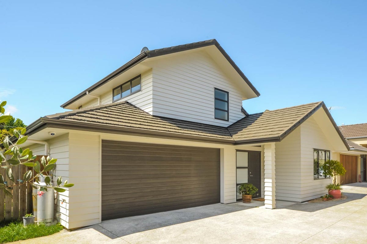 10D Tipene Place, Meadowbank, Auckland - Carousel 1