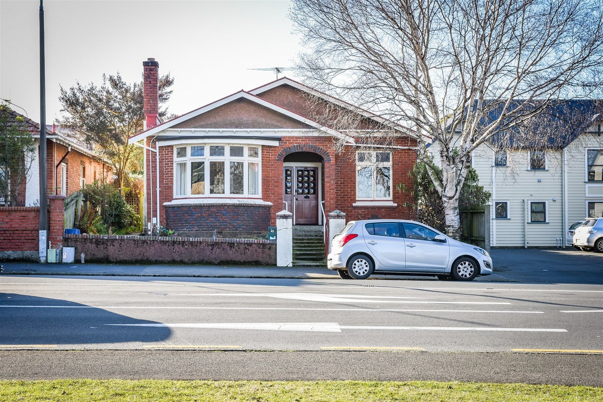 42A Dundas Street, North Dunedin, Dunedin - Carousel 1