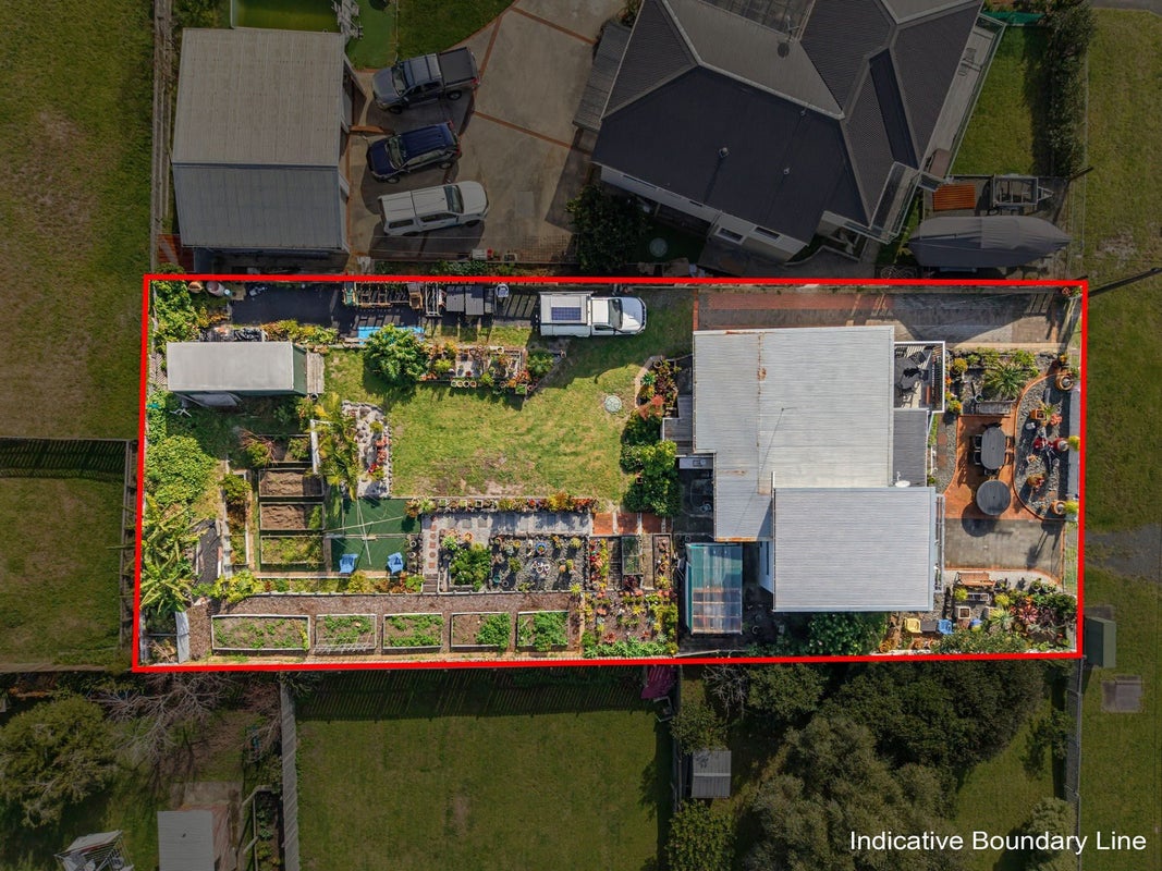 14 Garland Road, Ruakaka - Carousel 24