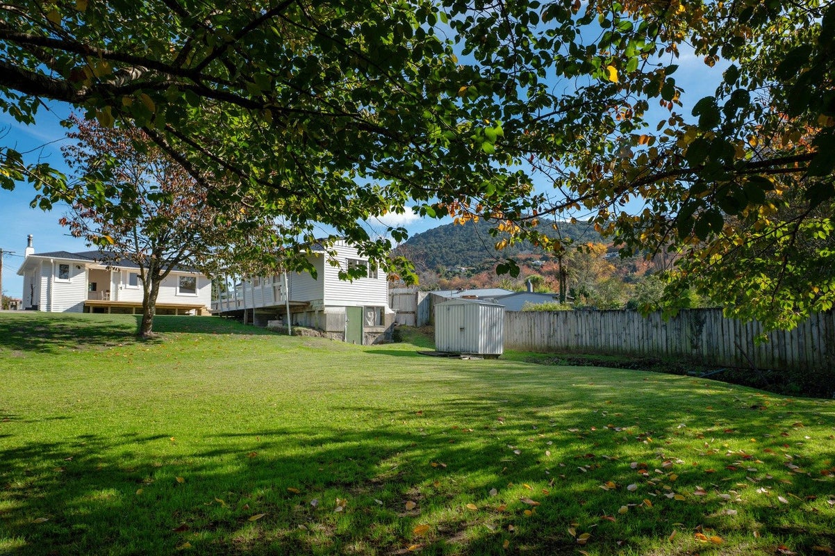 11 Park Road, Western Heights, Rotorua - Carousel 28