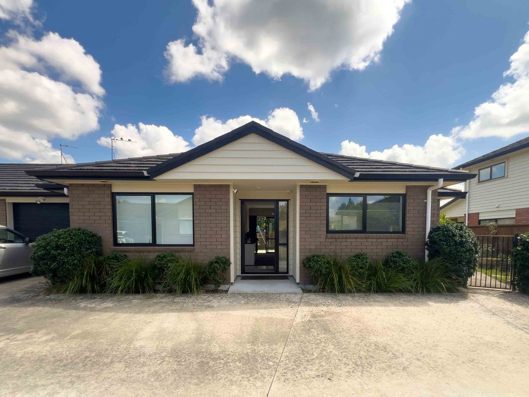 3/65 Knighton Road, Hillcrest, Hamilton - Carousel 1