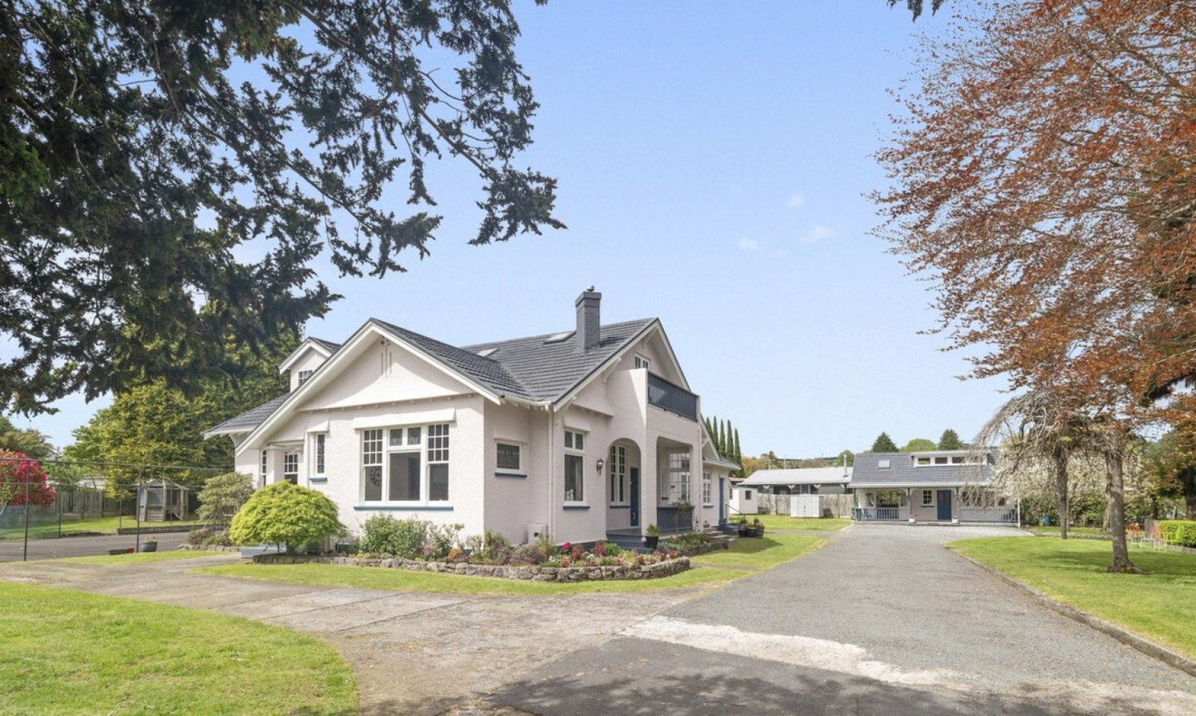 14 Jackson Street, Springfield, Rotorua - Carousel 1