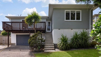 79 Saffron Street, Birkdale, Auckland - Carousel 1