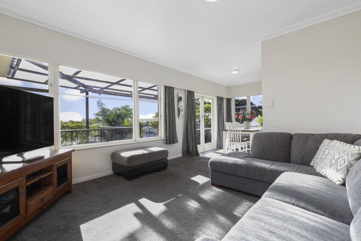 59A Livingstone Avenue, Nawton, Hamilton - Carousel 2