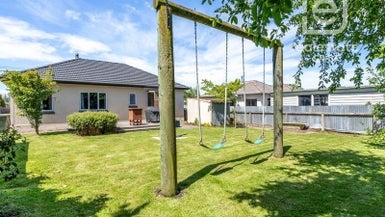 52 Stobo Street, Grasmere, Invercargill - Carousel 1
