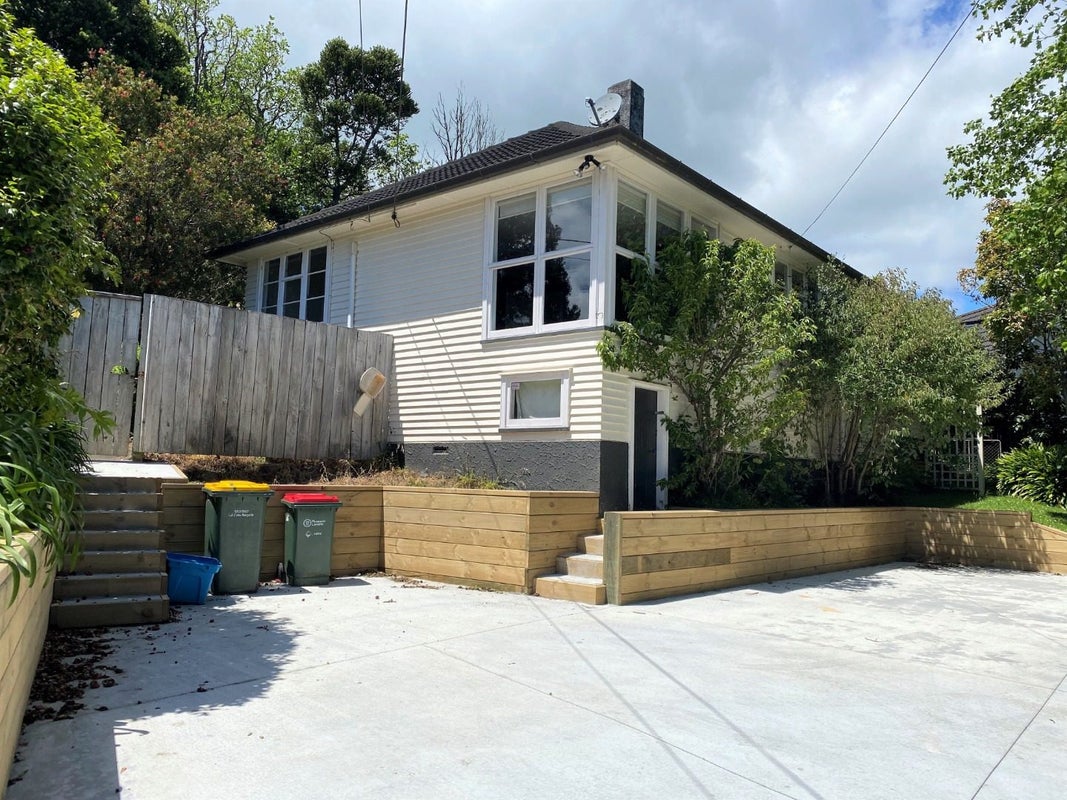 39B Parsons Street, Vogeltown, New Plymouth - Carousel 1