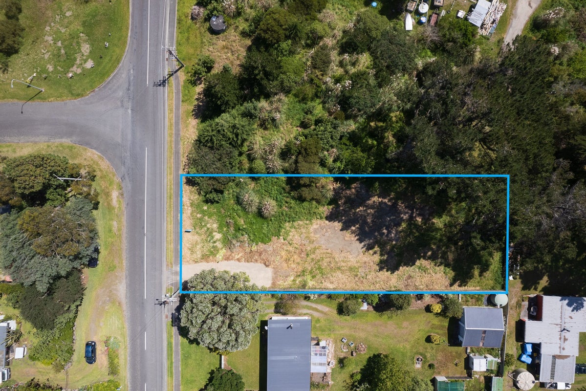 870 Hokio Beach Road, Hokio Beach, Levin - Carousel 1