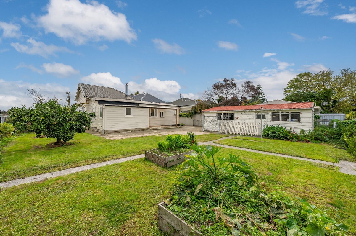 406 Charles Street, Saint Leonards, Hastings - Carousel 20