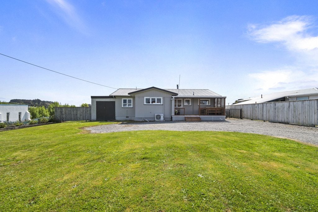 37 Stanway Road, Halcombe, Feilding - Carousel 2
