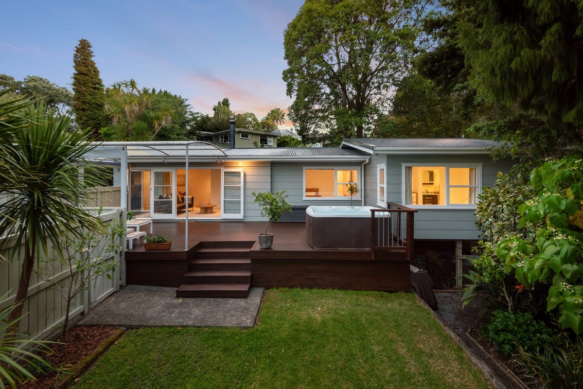 1/72 Roseberry Avenue, Birkenhead, Auckland - Carousel 1