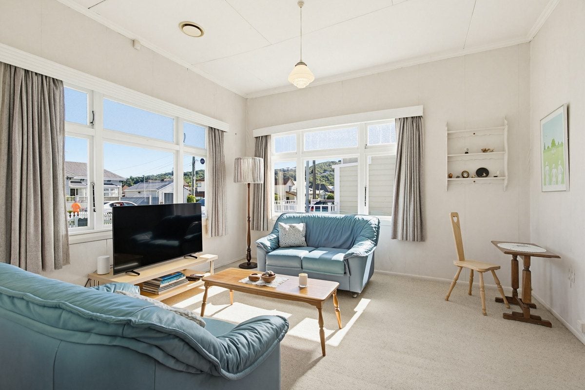 19 Campbell Street, Karori, Wellington - Carousel 2