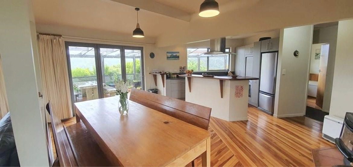 17 Wattle Grove, Maungaraki, Lower Hutt - Carousel 2