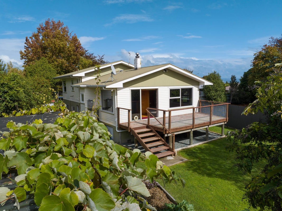 15 Shelley Crescent, Stoke, Nelson - Carousel 2