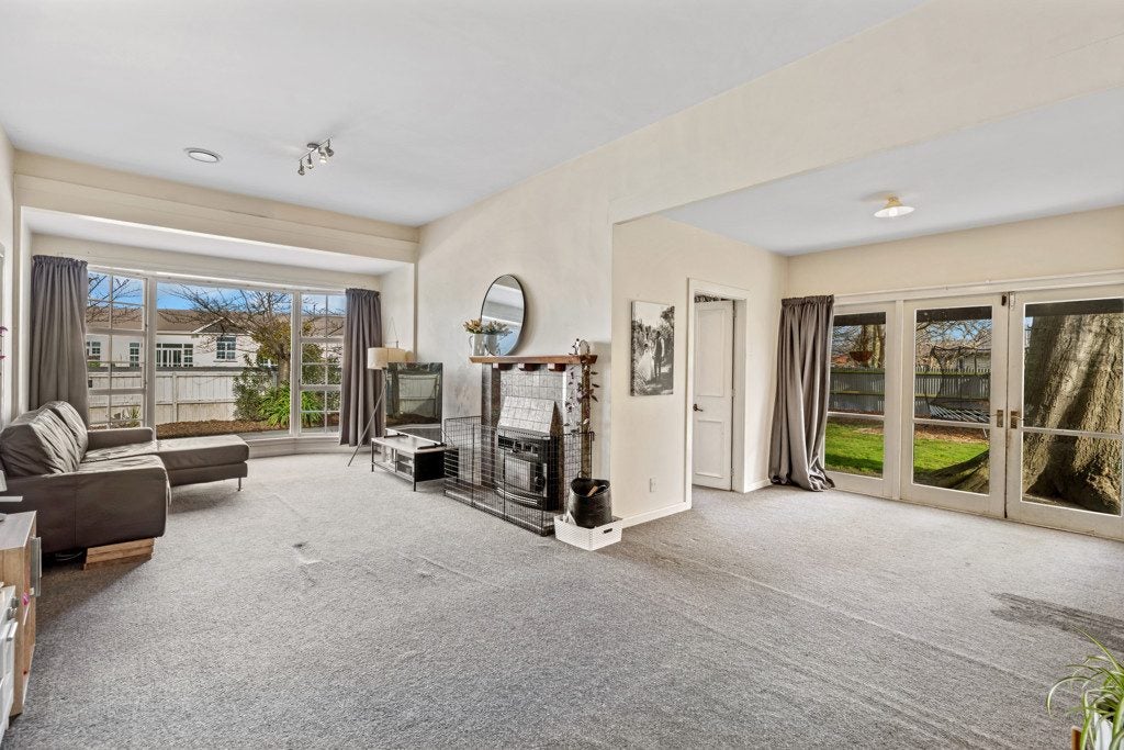 39 Winters Road, Redwood, Christchurch - Carousel 2