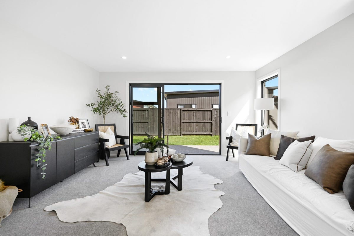 7 Ogilvie Avenue, Chartwell, Hamilton - Carousel 2