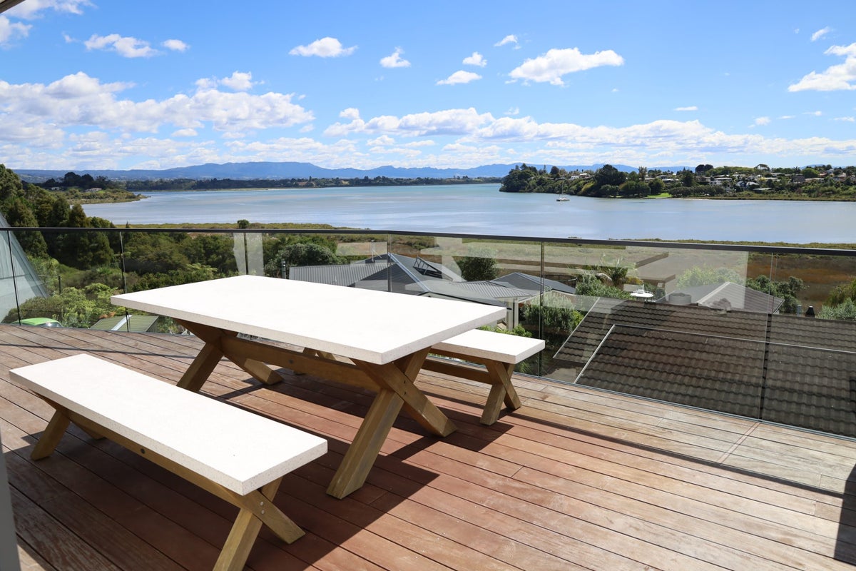 36 Margaret Road, Bellevue, Tauranga - Carousel 1
