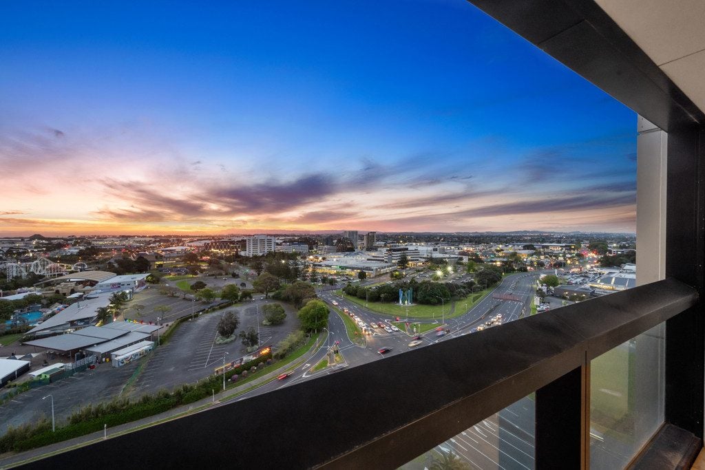 1310/8 Lakewood Court, Manukau, Auckland - Carousel 1
