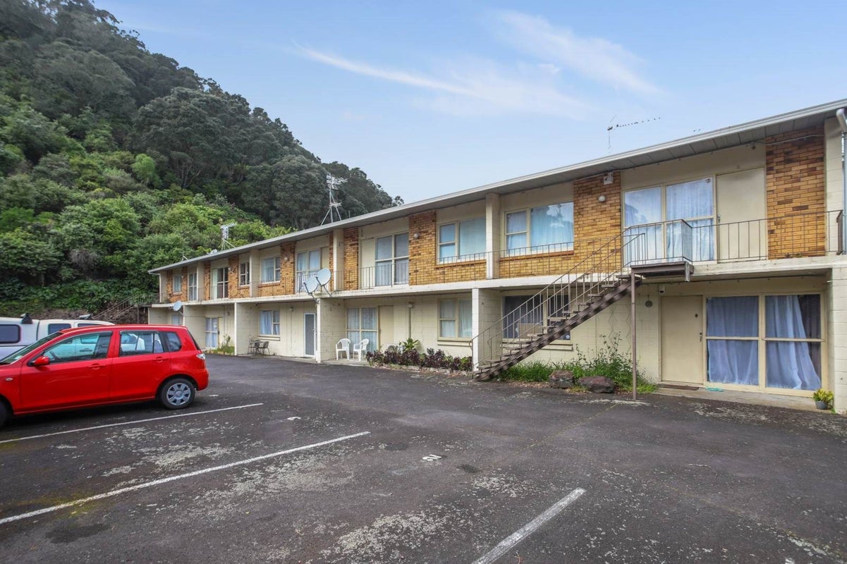 6/328 Mount Eden Road, Mount Eden, Auckland - Carousel 1