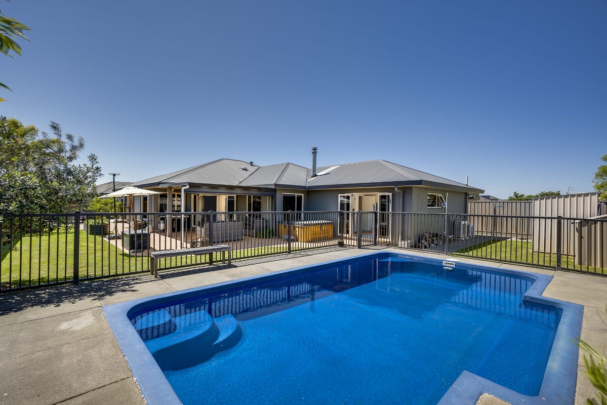 65 Merlot Drive, Greenmeadows, Napier - Carousel 1