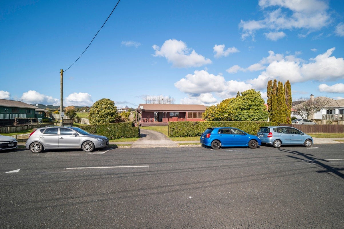 17 Porikapa Road, Owhata, Rotorua - Carousel 16