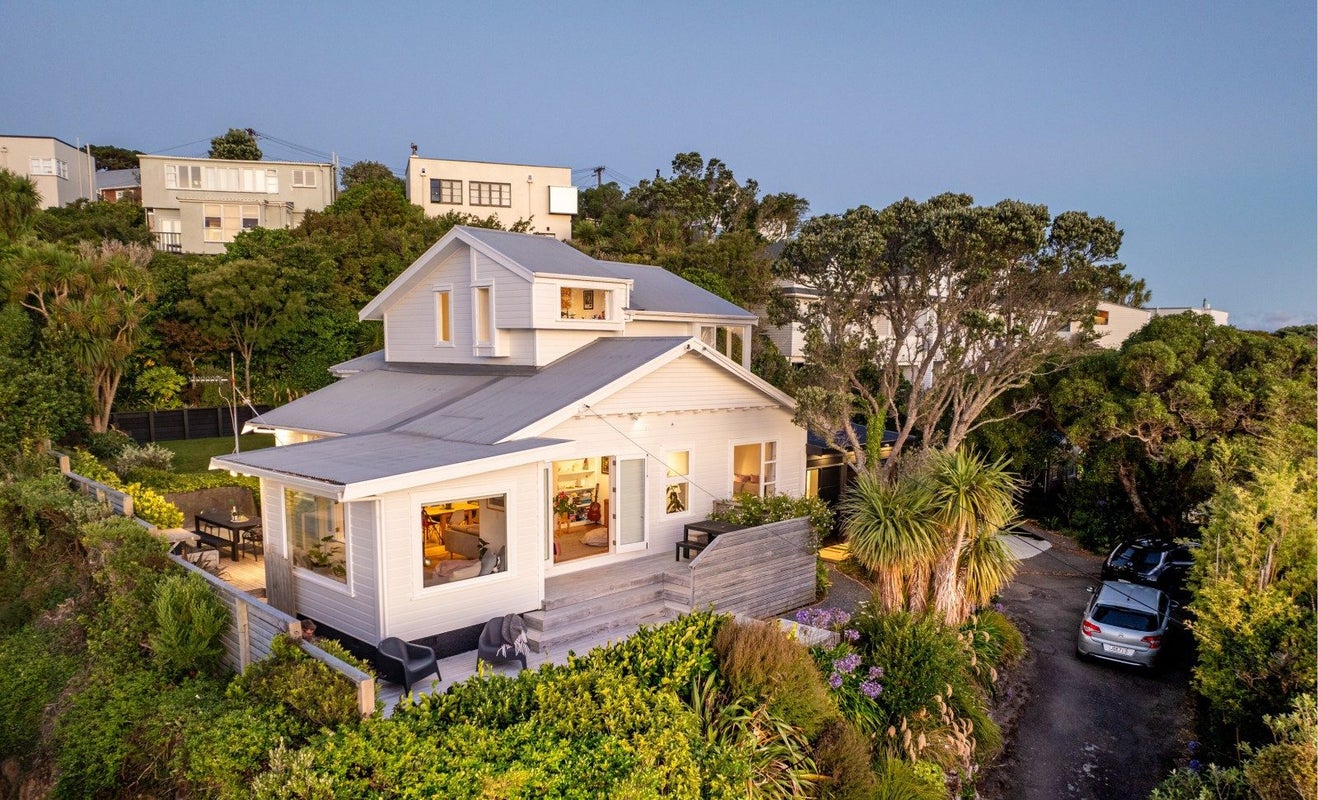 59 Calcutta Street, Khandallah, Wellington - Carousel 1