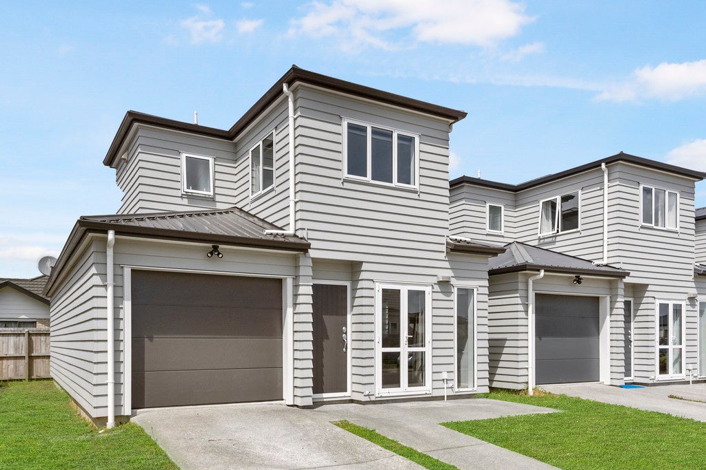 47 Divide Loop, Takanini, Auckland - Carousel 1