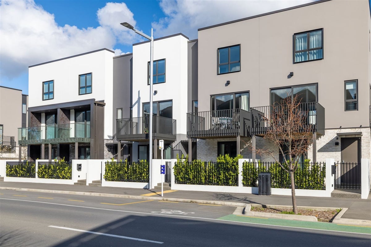 3/208 Hereford Street, Christchurch Central, Christchurch - Carousel 1