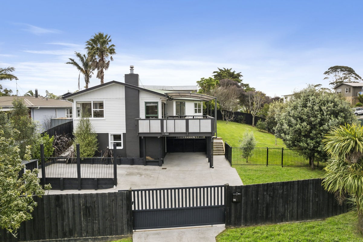 76 Lauderdale Road, Birkdale, Auckland - Carousel 1