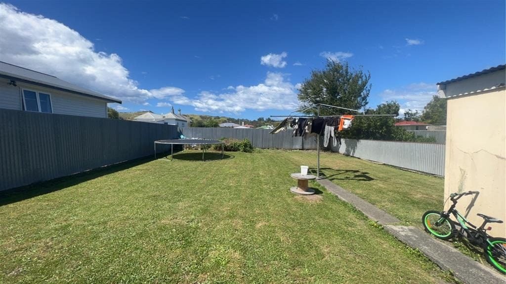 56 Daphne Street, Outer Kaiti, Gisborne - Carousel 12