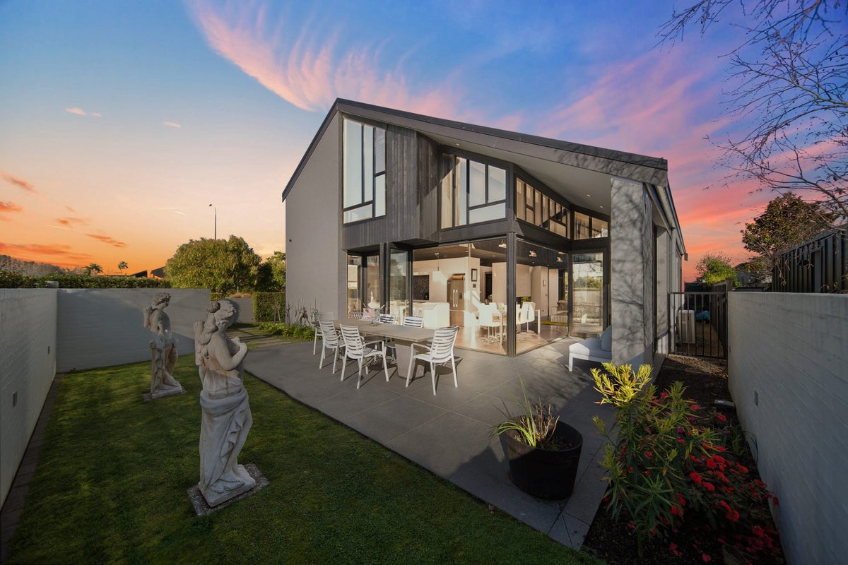 47 Capriana Drive, Karaka, Papakura - Carousel 1