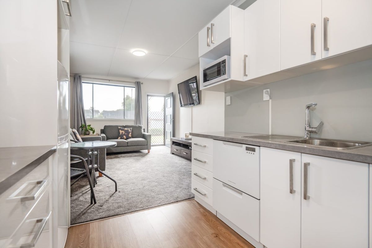 2/406 Omahu Road, Frimley, Hastings - Carousel 2