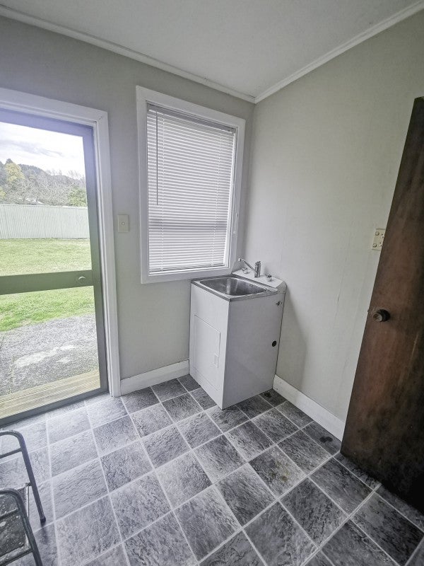 265 Taupo Road, Taumarunui - Carousel 12