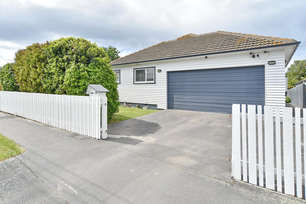 18 Pitcairn Crescent, Bryndwr, Christchurch - Carousel 20