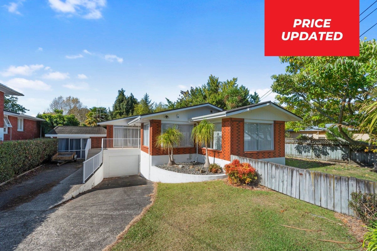 16 Chartwell Crescent, Chartwell, Hamilton - Carousel 1