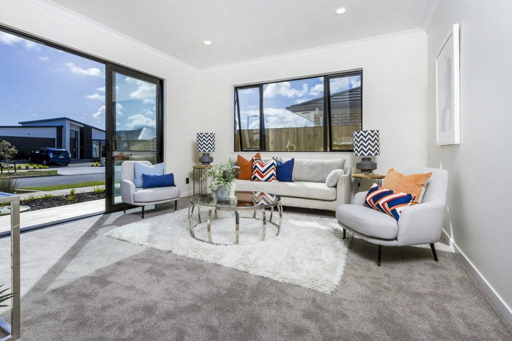 16 Babina Avenue, Kumeu - Carousel 1