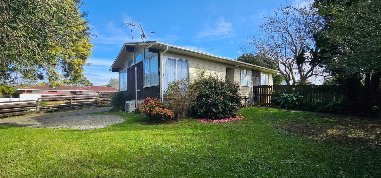 0 Tuna Bay, Tennyson Inlet, Marlborough - Carousel 1
