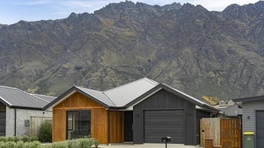 9 Fallow Street, Jacks Point, Queenstown - Carousel 1