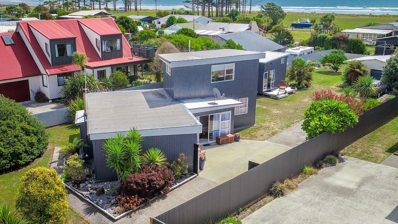 44 Cook Street, Carters Beach, Westport - Carousel 1