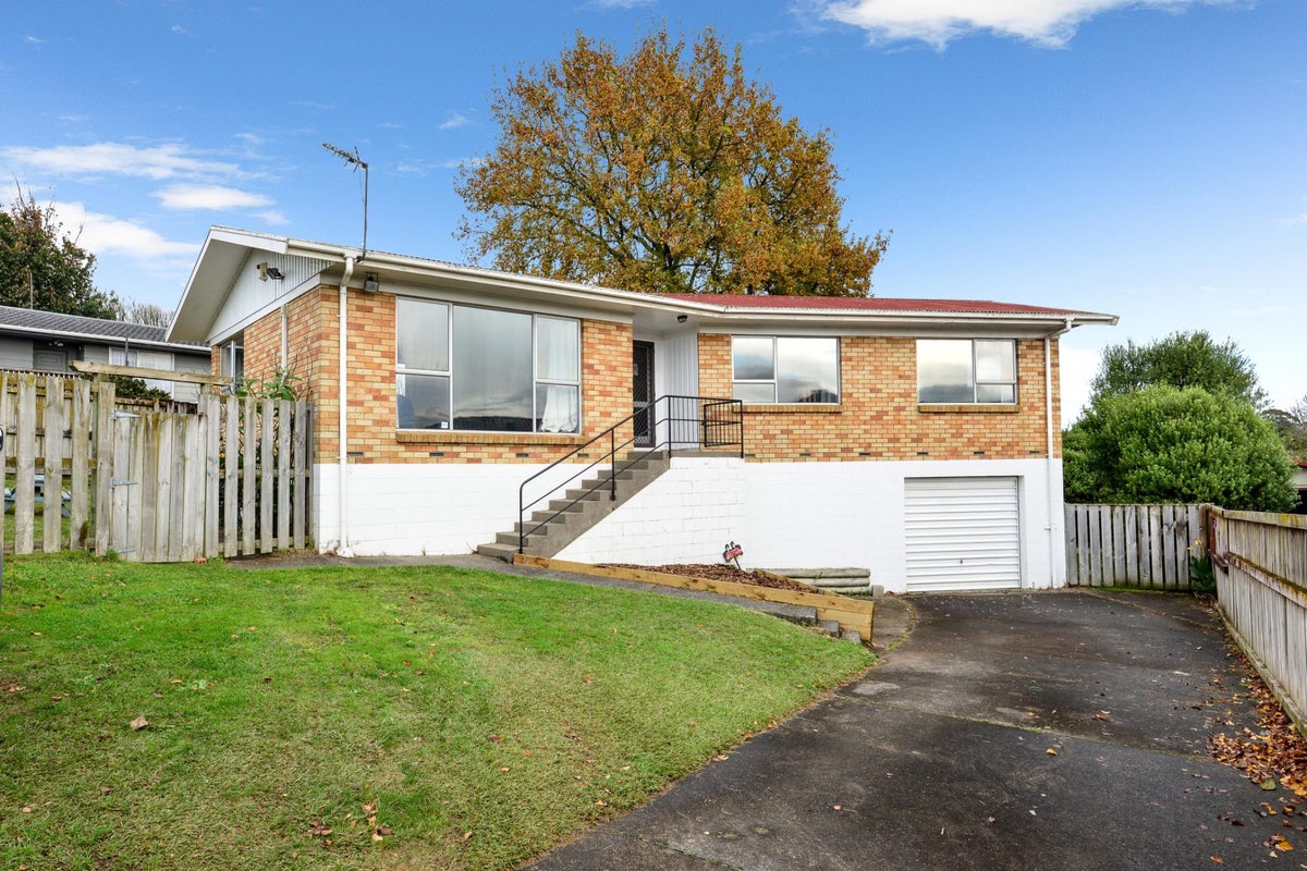 109 Fairview Street, Chartwell, Hamilton - Carousel 2