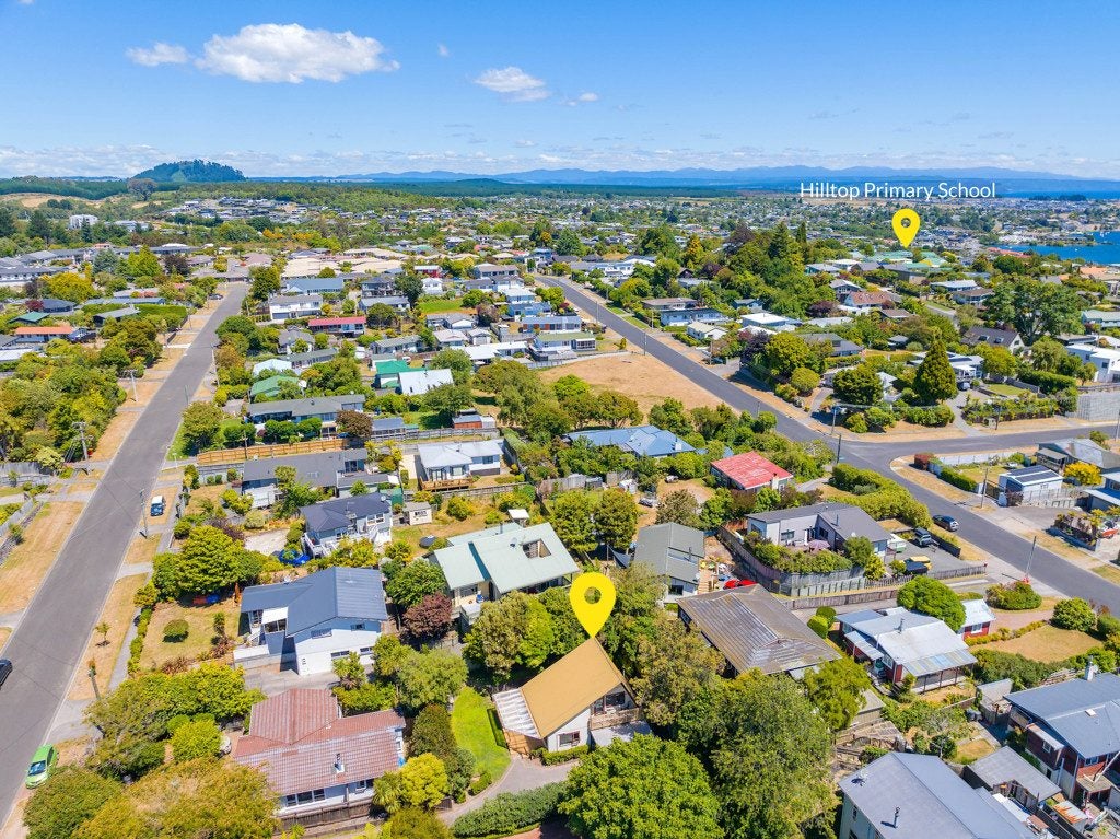 17 Sunset Street, Hilltop, Taupo - Carousel 28