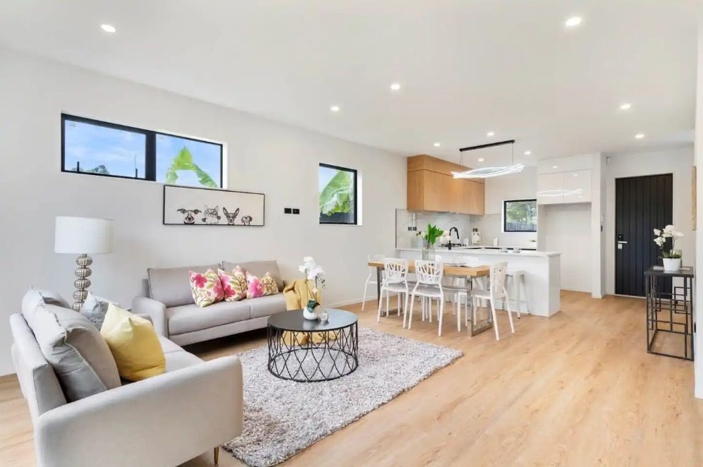 6/48 Allen Street, Māngere East, Auckland - Carousel 2