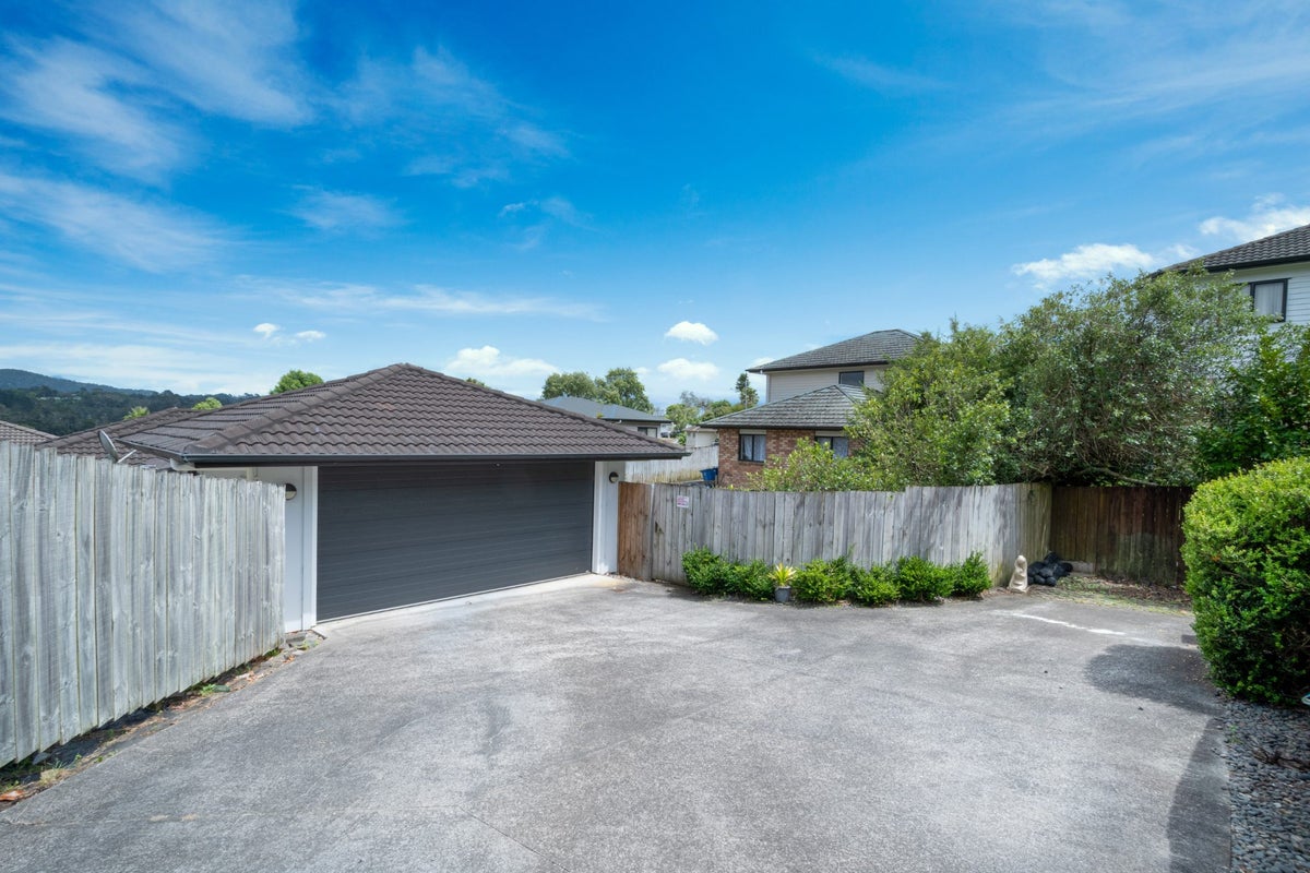 21 View Ridge Drive, Ranui, Auckland - Carousel 13